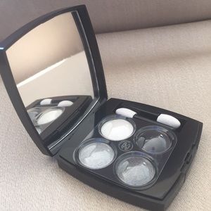 NEW CHANEL EYESHADOW LES 4 OMBRES IN TISSE SMOKY